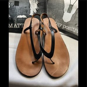 Womens size 11 Clarks Sandals